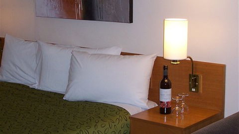 Hermitage Motor Inn - Northern Rivers Accommodation 2