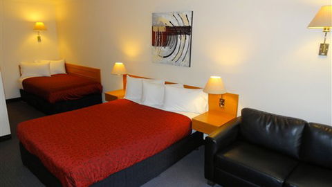 Hermitage Motor Inn - Northern Rivers Accommodation 6