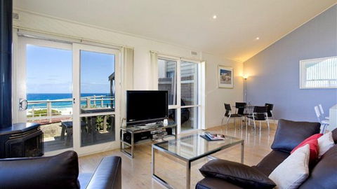 A Great Ocean Road Resort Whitecrest - Northern Rivers Accommodation 3