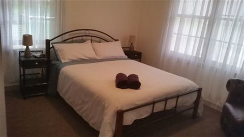 Lakeside Vista Holiday House - Northern Rivers Accommodation 2