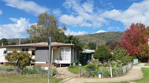 Lakeside Vista Holiday House - Northern Rivers Accommodation 5