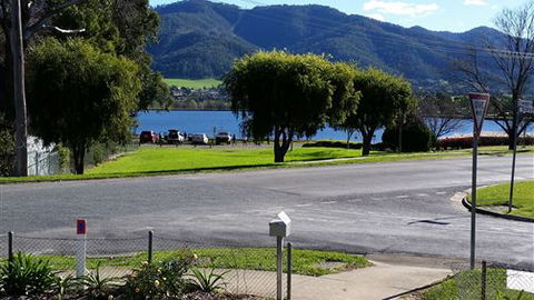 Lakeside Vista Holiday House - Northern Rivers Accommodation 7