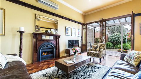 Avalon Guesthouse - Northern Rivers Accommodation 0