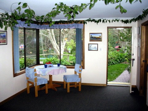 Adelaide Hills Bed & Breakfast Accommodation - Northern Rivers Accommodation 0