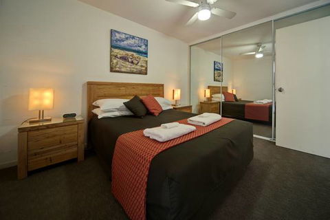 Albacore Apartments - Northern Rivers Accommodation 0