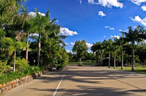 Aussie Outback Oasis Cabin & Van Village - Northern Rivers Accommodation 2