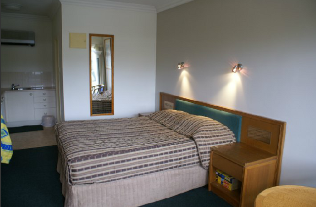 Coopers Colonial Motel - Northern Rivers Accommodation 0