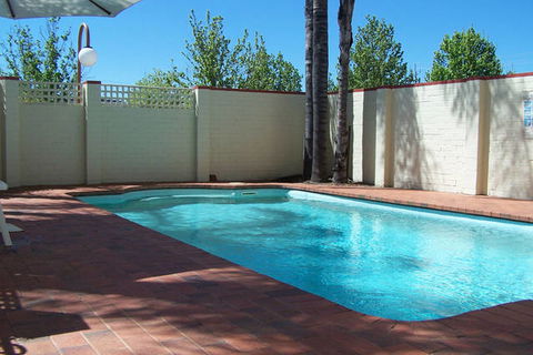 Econo Lodge Griffith Motor Inn - Northern Rivers Accommodation 1