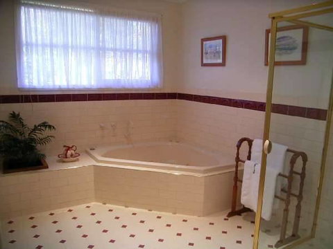 Fernglade On Menzies - Northern Rivers Accommodation 2