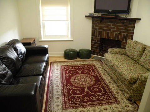 MacDonnell House (Naracoorte Cottages) - Northern Rivers Accommodation 7