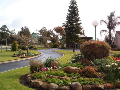 Mount Barker Valley Views Motel And Chalets - Northern Rivers Accommodation 0