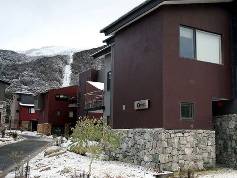 Onyx Apartments - Snowy Mountains - Northern Rivers Accommodation 1