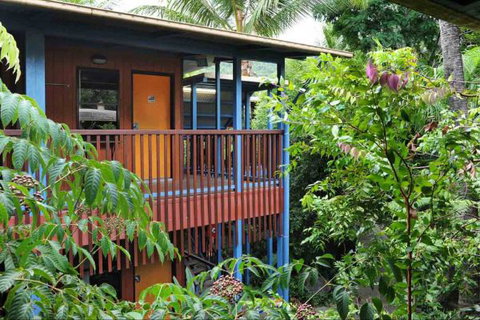 Airlie Beach Magnums Backpackers - Northern Rivers Accommodation 3