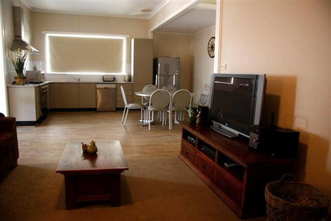 Saltbush Motor Inn - Northern Rivers Accommodation 2