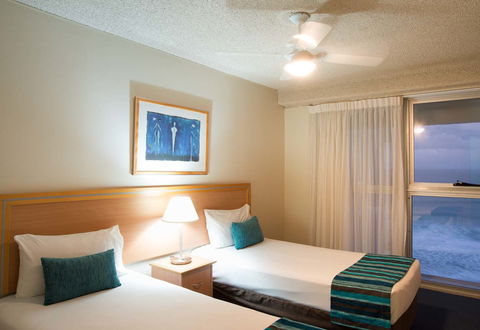 Surfers Royale LTD - Northern Rivers Accommodation 7