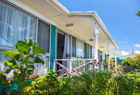 Tudor Apartments - Northern Rivers Accommodation 2