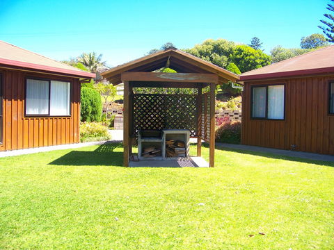 Whispering Pines - Northern Rivers Accommodation 2