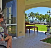 Absolute Beachfront Apartment - Northern Rivers Accommodation