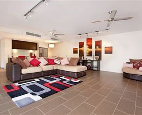 Absolute Waterfront Rainforest Apartment - Northern Rivers Accommodation 3