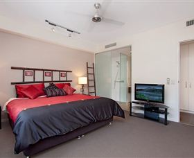 Absolute Waterfront Rainforest Apartment - Northern Rivers Accommodation 5