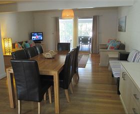 Ironbark Family Loft Townhouse 101 - Northern Rivers Accommodation 1