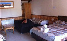 4 Bears Cafe - Tumbarumba - Northern Rivers Accommodation 0