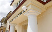 Palais Royale - Katoomba - Northern Rivers Accommodation 5