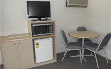 Pine Lodge Motel - Woolgoolga - Northern Rivers Accommodation 3