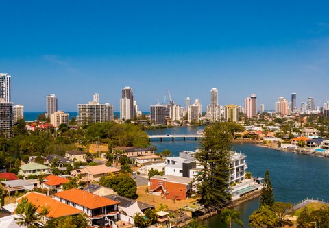 The Emerald Surfers Paradise - Northern Rivers Accommodation 6
