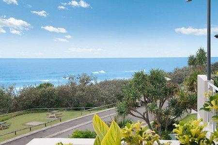 Aqua Promenade Beachfront Apartments - Northern Rivers Accommodation 5