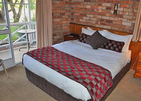 Log Cabin - Northern Rivers Accommodation 1