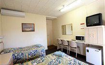 Wattle Tree Motel - Cootamundra - Northern Rivers Accommodation 0