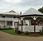 California Manor Bed and Breakfast - - Northern Rivers Accommodation