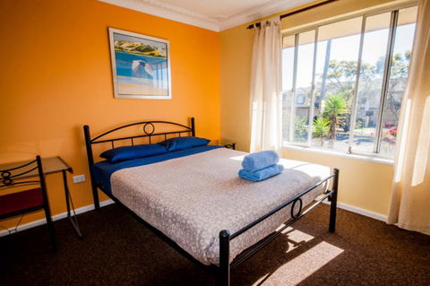 Port Macquarie YHA - Ozzie Pozzie Backpackers - Northern Rivers Accommodation 1