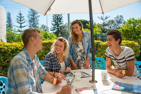 Coolangatta YHA - Kirra Beach, Gold Coast - Northern Rivers Accommodation 5