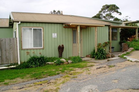 Coles Bay - Esplanade YHA - Northern Rivers Accommodation 2