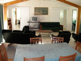 Gee-Dees Family Cabins - Northern Rivers Accommodation 3
