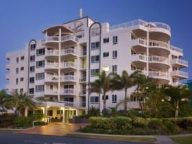 Beachside Resort - Northern Rivers Accommodation 0
