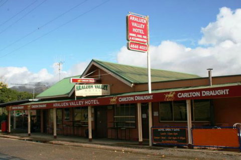 Araluen Hotel - Northern Rivers Accommodation 1