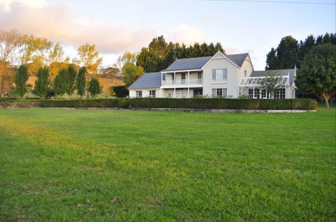Ashgrove House: Farm Club Australia - Northern Rivers Accommodation 10