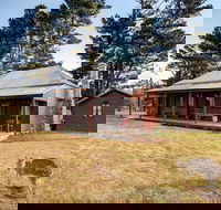 The Pines Cottage - Northern Rivers Accommodation