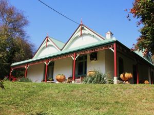 Ravenscroft And The Cottage - Northern Rivers Accommodation 0