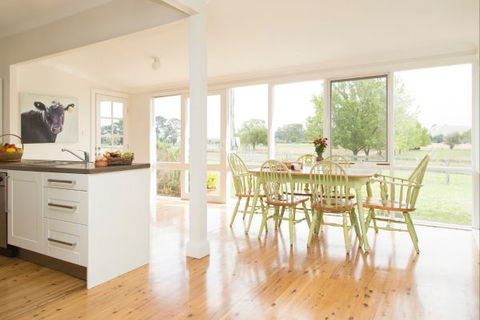 Ashgrove House: Farm Club Australia - Northern Rivers Accommodation 1