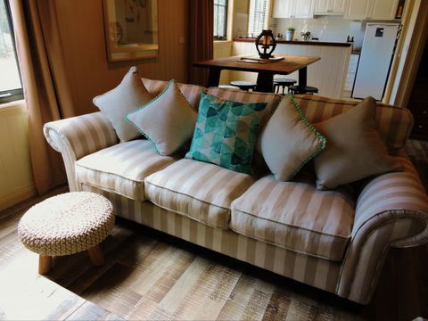 The Guesthouse: Hill End - Northern Rivers Accommodation 4