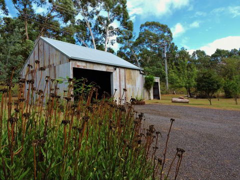 The Guesthouse: Hill End - Northern Rivers Accommodation 8