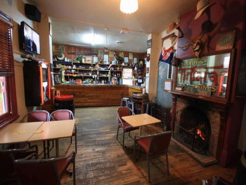 Victoria Hotel: Moonan Flat - Northern Rivers Accommodation 1