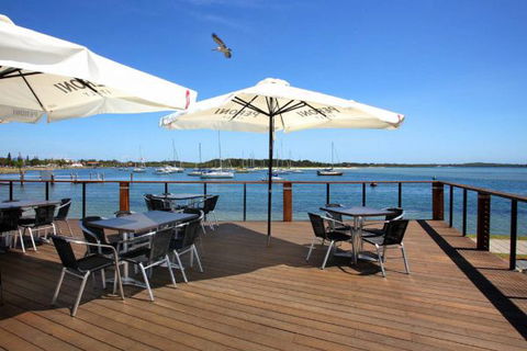 Waters Edge Port Macquarie - Northern Rivers Accommodation 1