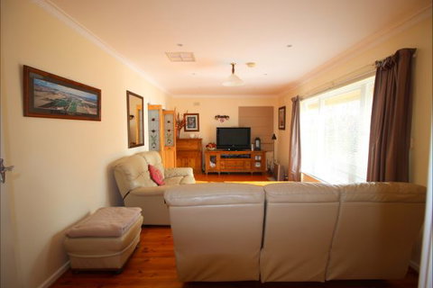 Christies Cottage For Holidays And Relocations. - Northern Rivers Accommodation 16