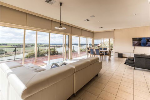 River Shack Rentals - Living The Dream - Northern Rivers Accommodation 29