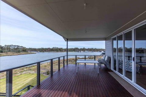 River Shack Rentals - Living The Dream - Northern Rivers Accommodation 111